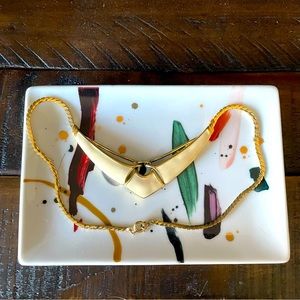 Vintage gold and cream necklace